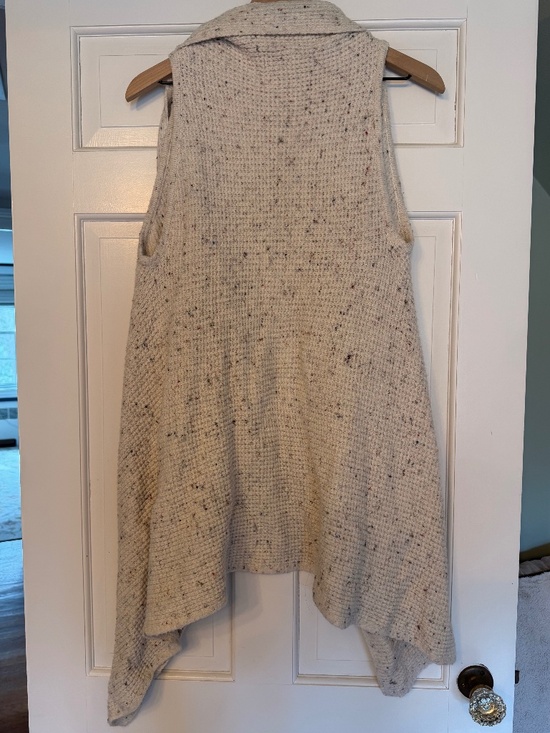 Old Navy Sweater Vest - Picture 3 of 3